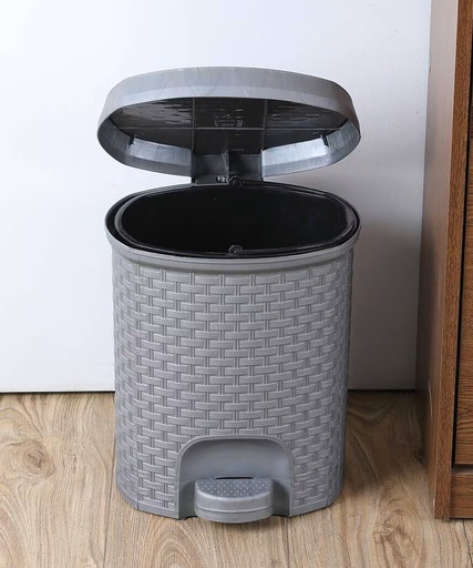 [A22698] Poly Time Rattan Star Pedal Dustbin E-247 6l