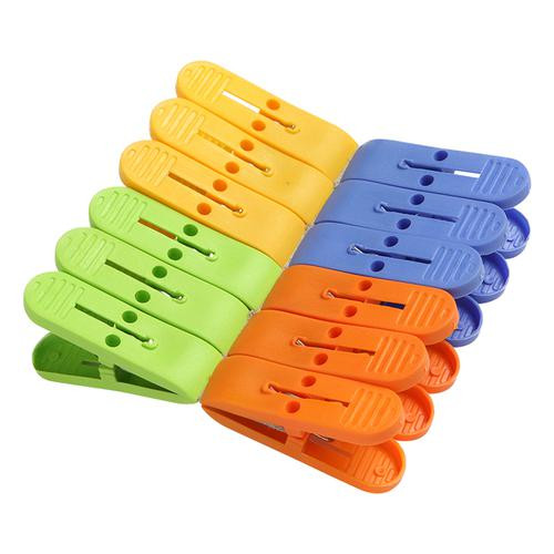 [A08895] PLASTIC FAMILY 037    000373